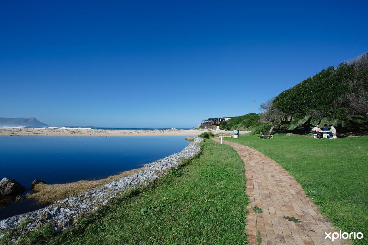 Mond Kleine Guest House Kleinmond ภายนอก รูปภาพ