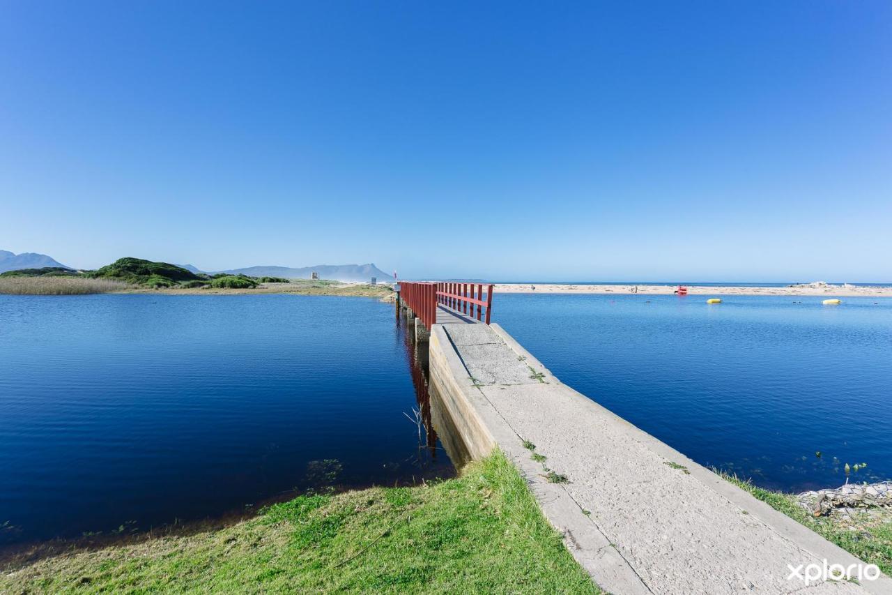 Mond Kleine Guest House Kleinmond ภายนอก รูปภาพ