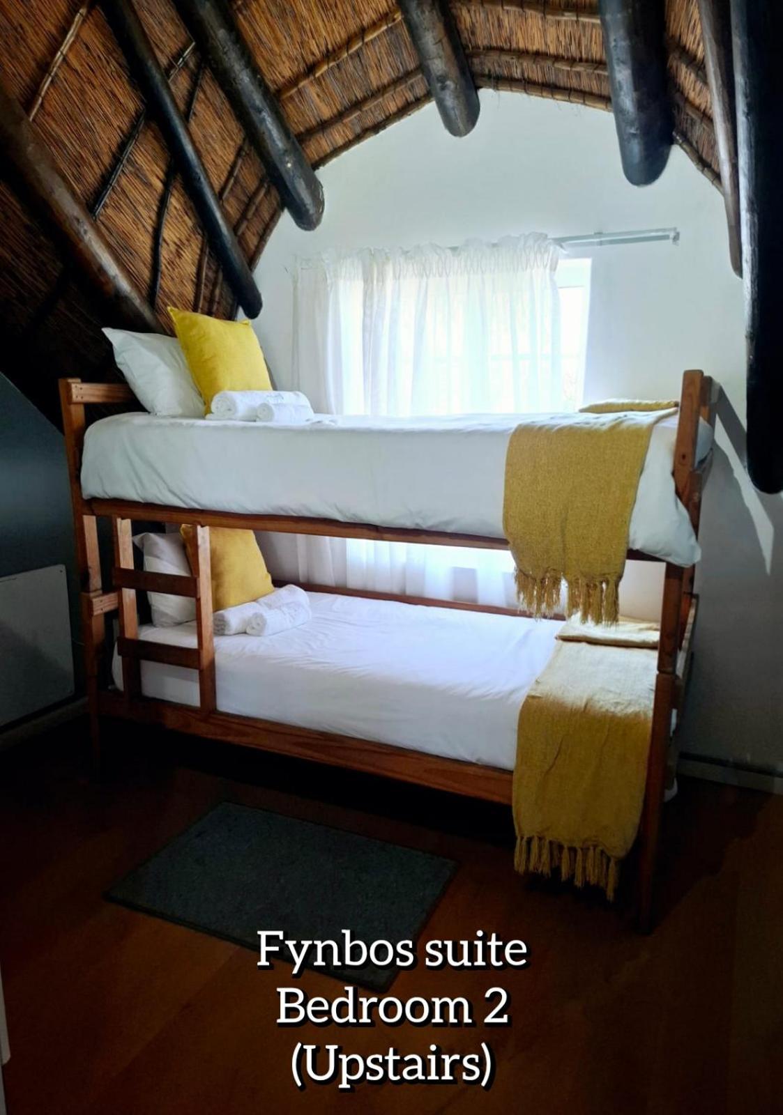 Mond Kleine Guest House Kleinmond ภายนอก รูปภาพ